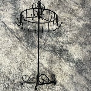 Jewelry hanger